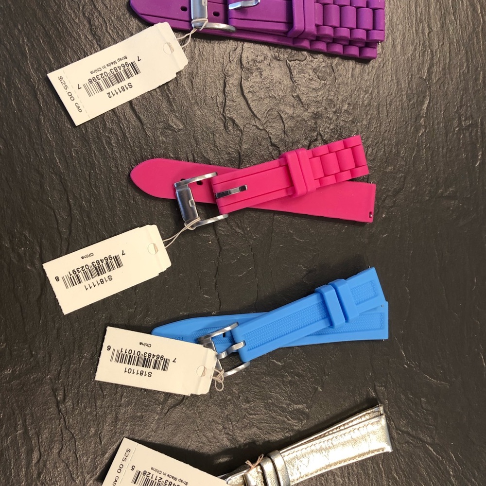 Brand new. Fossil Watch strap